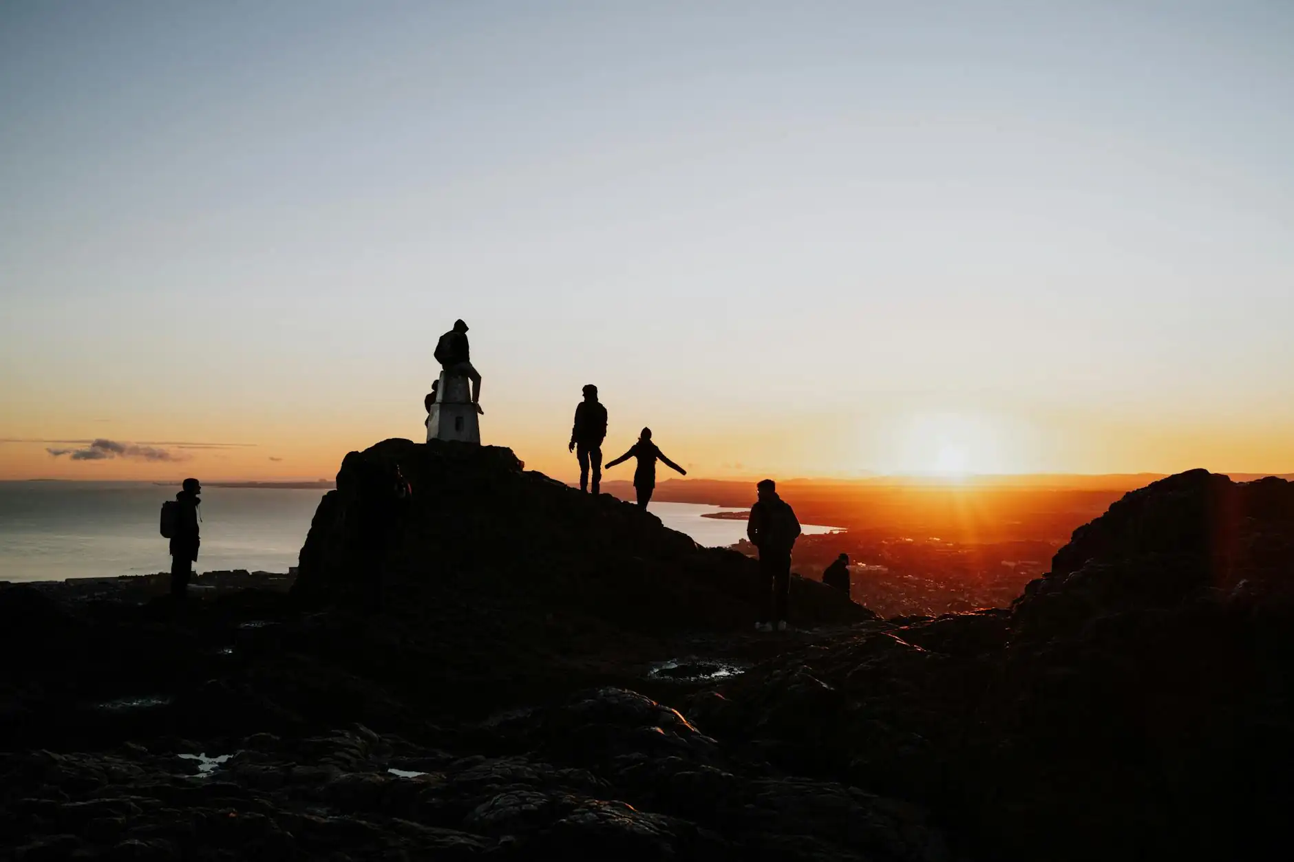 The Best Exercises to Stay Active While Traveling